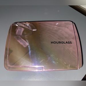 Hourglass Ambient lighting highlighter palette vol. 4